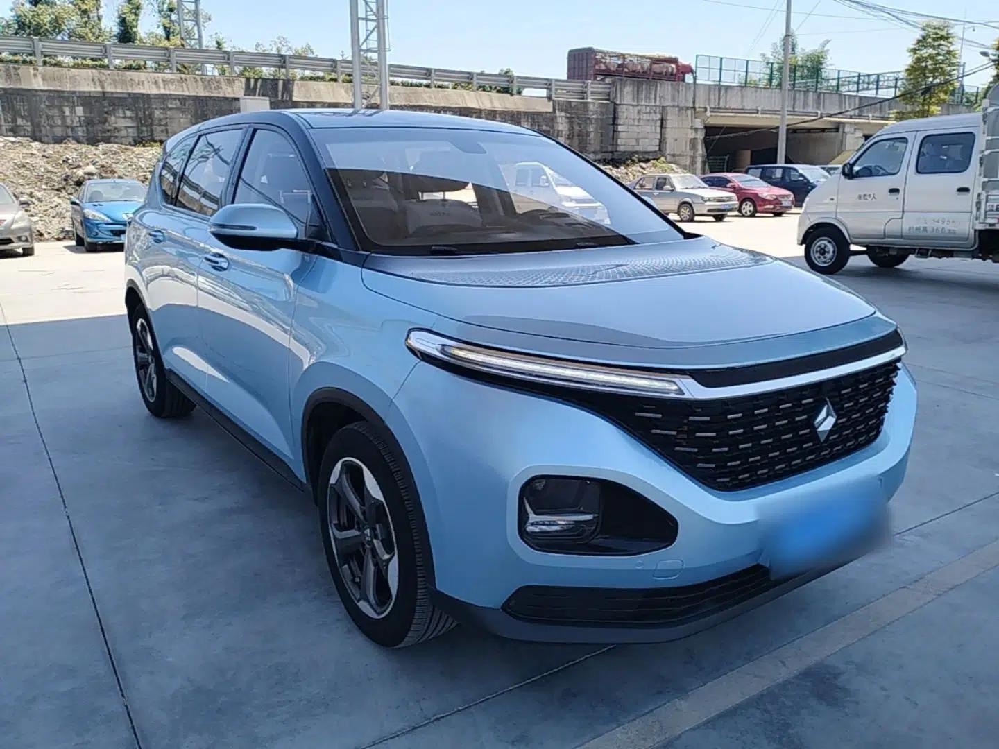 Baojun RM-5 2019 1.5T CVT 24-Hour Online Luxury Version 6 Seats — миниатюра 3