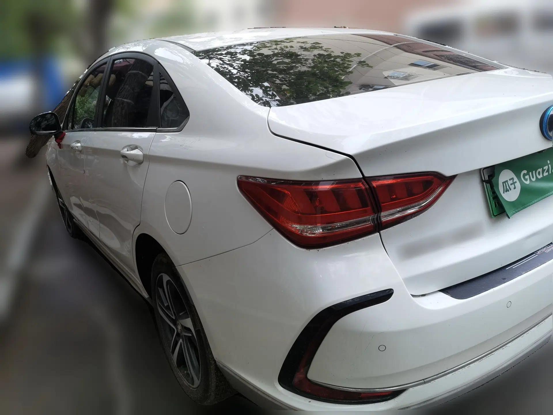 BAIC Beijing EU5 2018 R500 Smart Wind Edition — миниатюра 4