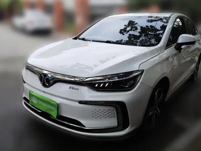 BAIC Beijing EU5 2018 R500 Smart Wind Edition