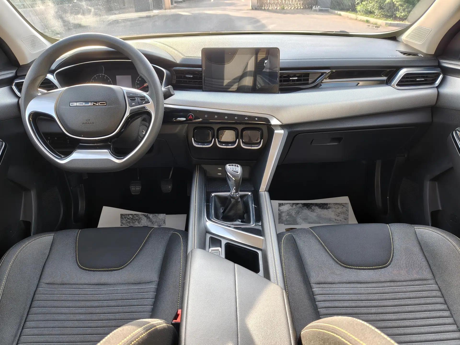BAIC Beijing X3 2019 1.5L Manual Glory Edition — миниатюра 12