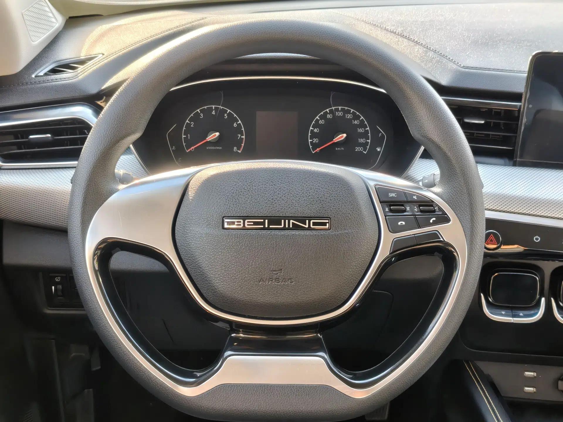 BAIC Beijing X3 2019 1.5L Manual Glory Edition — миниатюра 13
