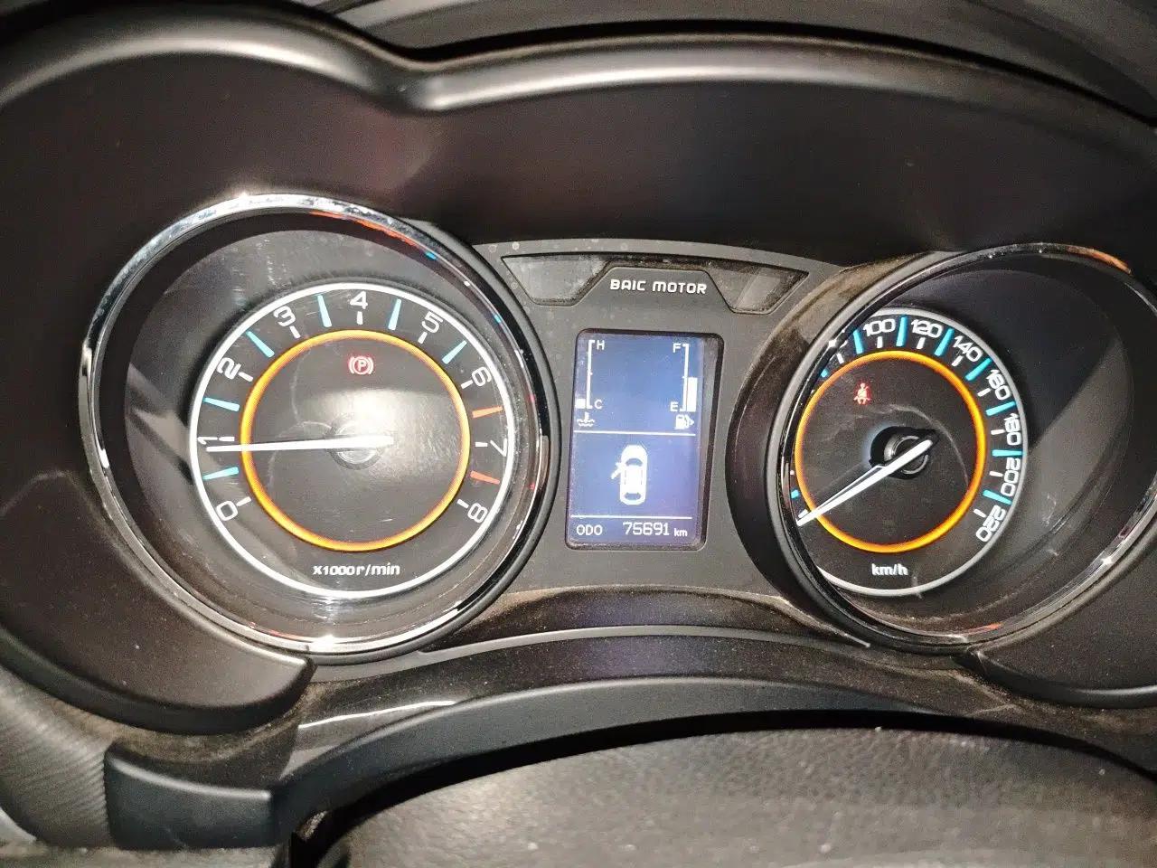 BAIC Senova X55 2016 1.5L Manual Comfort Version — миниатюра 11