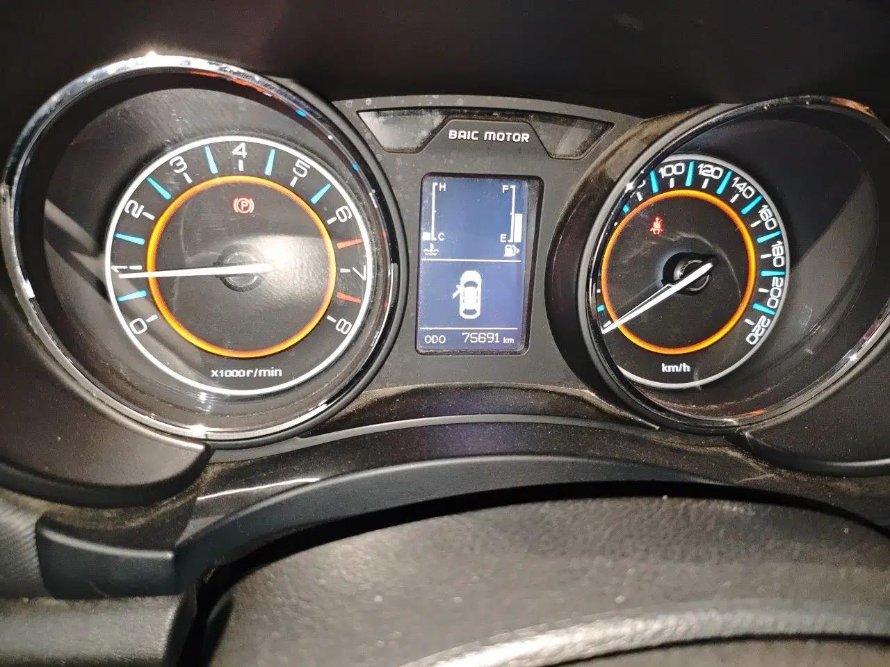 BAIC Senova X55 2016 1.5L Manual Comfort Version — миниатюра 12