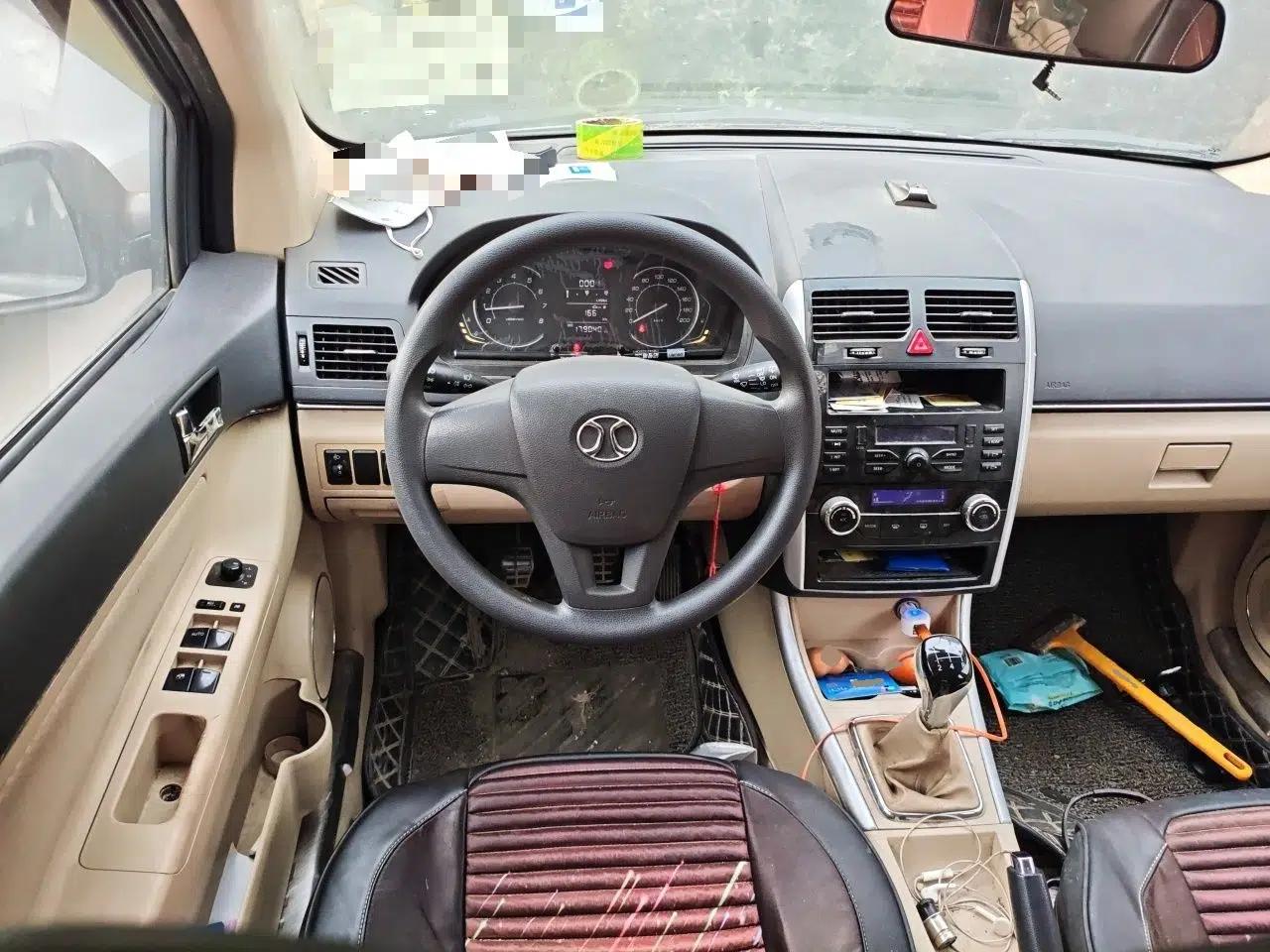 BAIC Senova D20 2015 Hatchback 1.5L Manual Lotte Edition — миниатюра 10