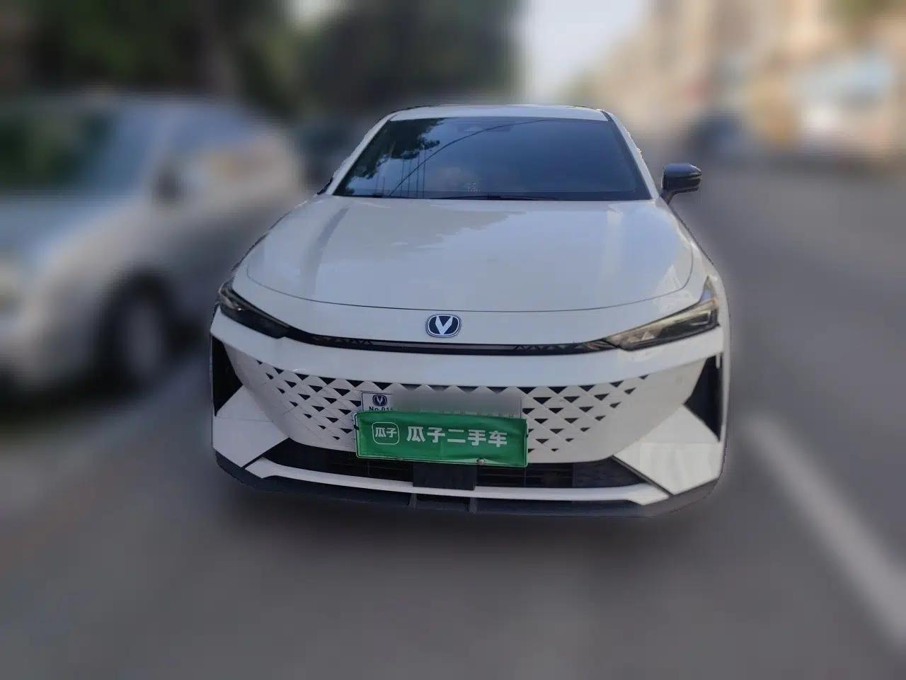 CHANGAN UNI-V iDD 2024 Blue Whale Smart Electric iDD 136km ZhiKu Model — миниатюра 2