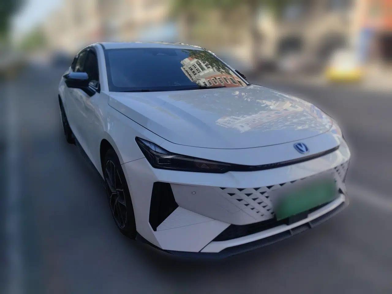 CHANGAN UNI-V iDD 2024 Blue Whale Smart Electric iDD 136km ZhiKu Model — миниатюра 3