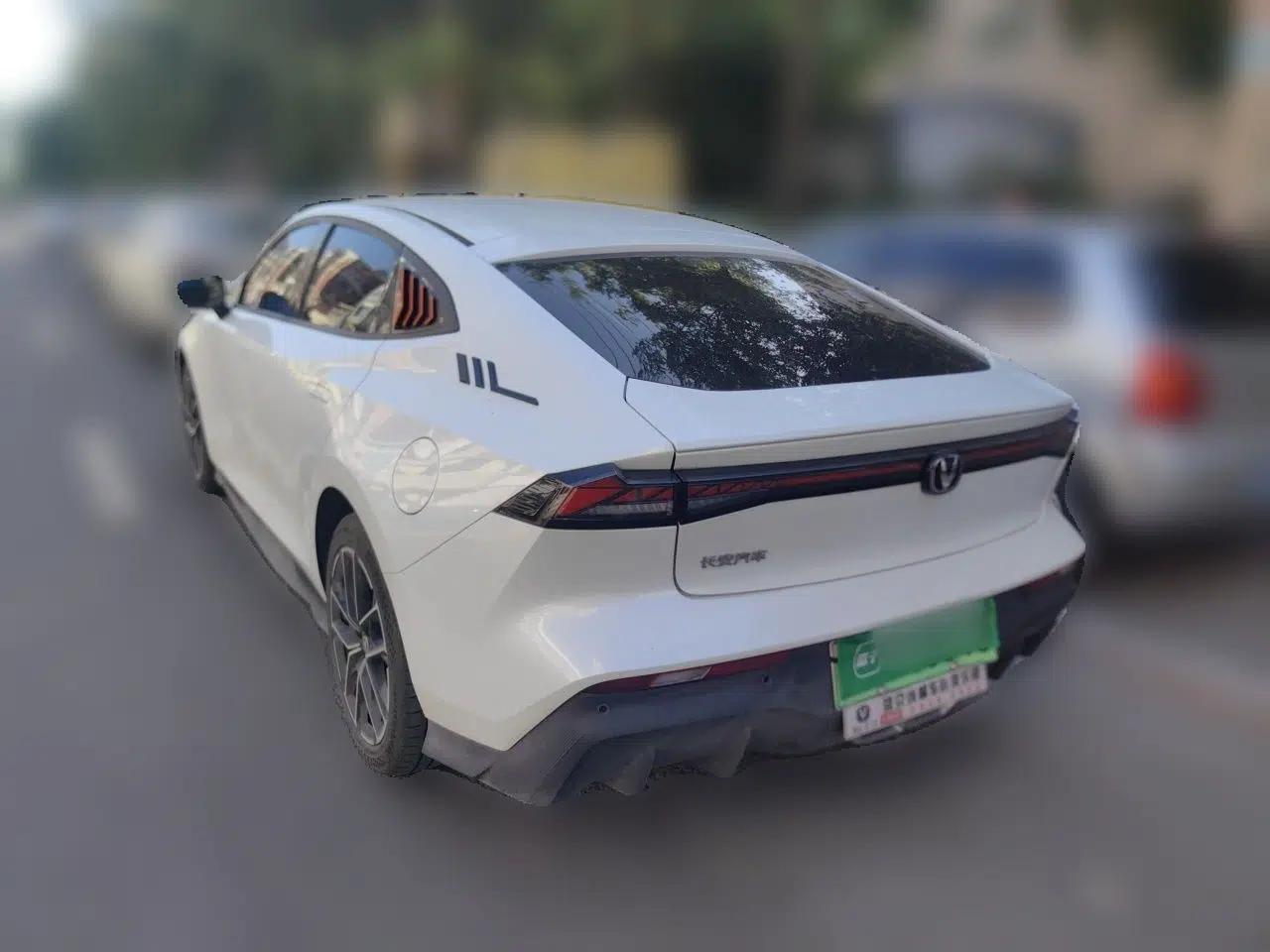 CHANGAN UNI-V iDD 2024 Blue Whale Smart Electric iDD 136km ZhiKu Model — миниатюра 4