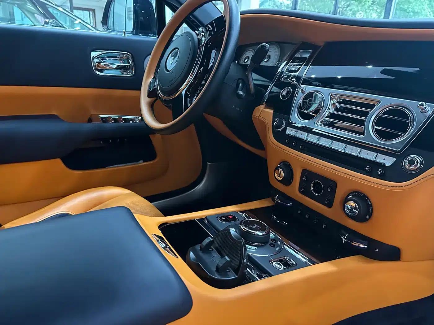 2018 Dawn 6.6T Standard Edition — миниатюра 5