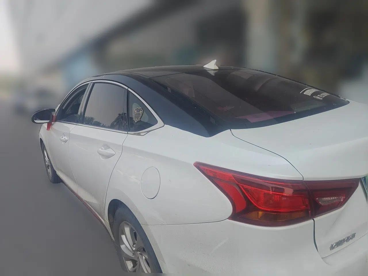 CHANGAN Raeton CC 2018 1.5T Manual Elegant Model China V Standard — миниатюра 4