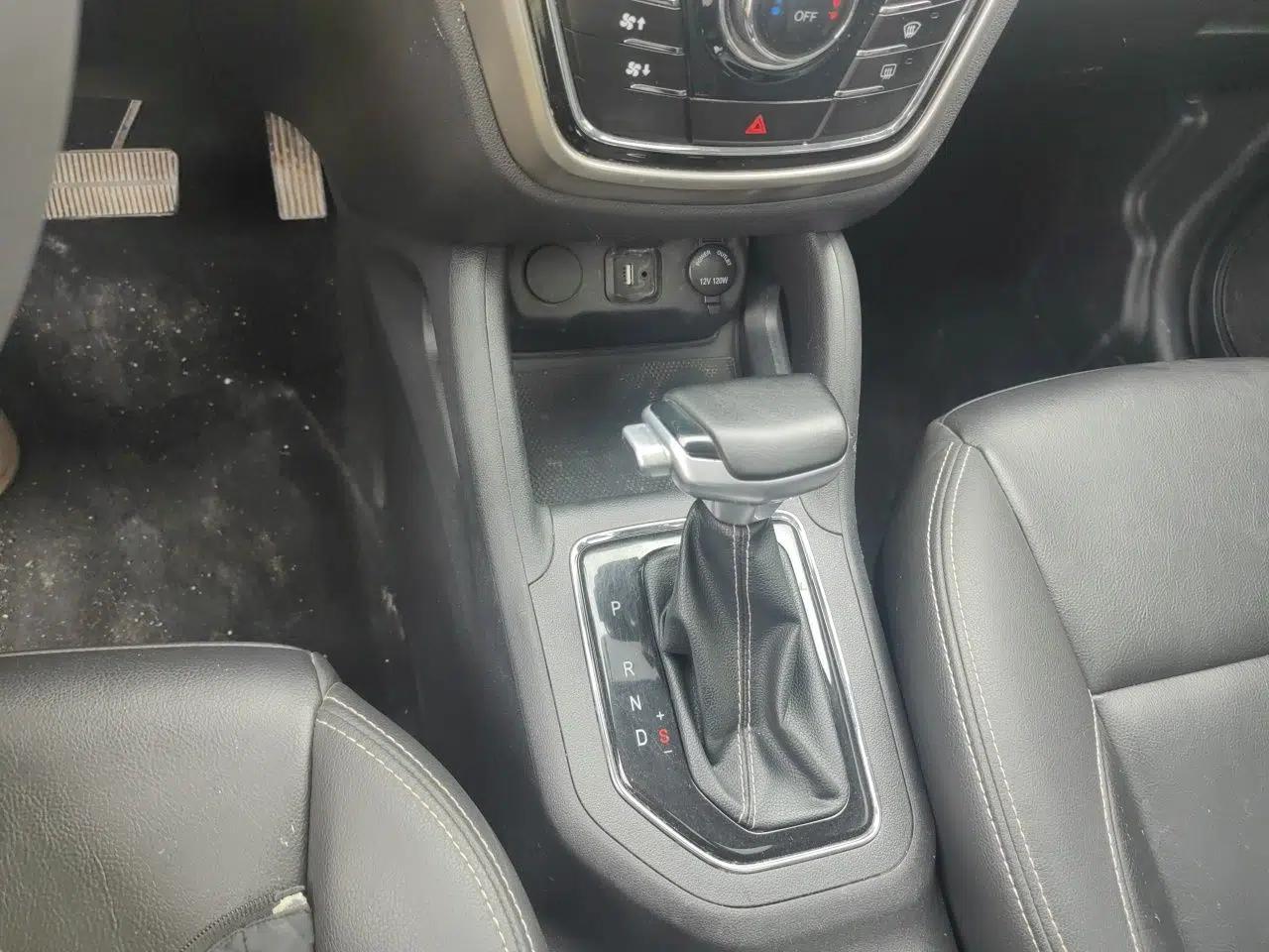 CHANGAN OSHAN COS5 2021 1.6L CVT Luxury Model — миниатюра 14
