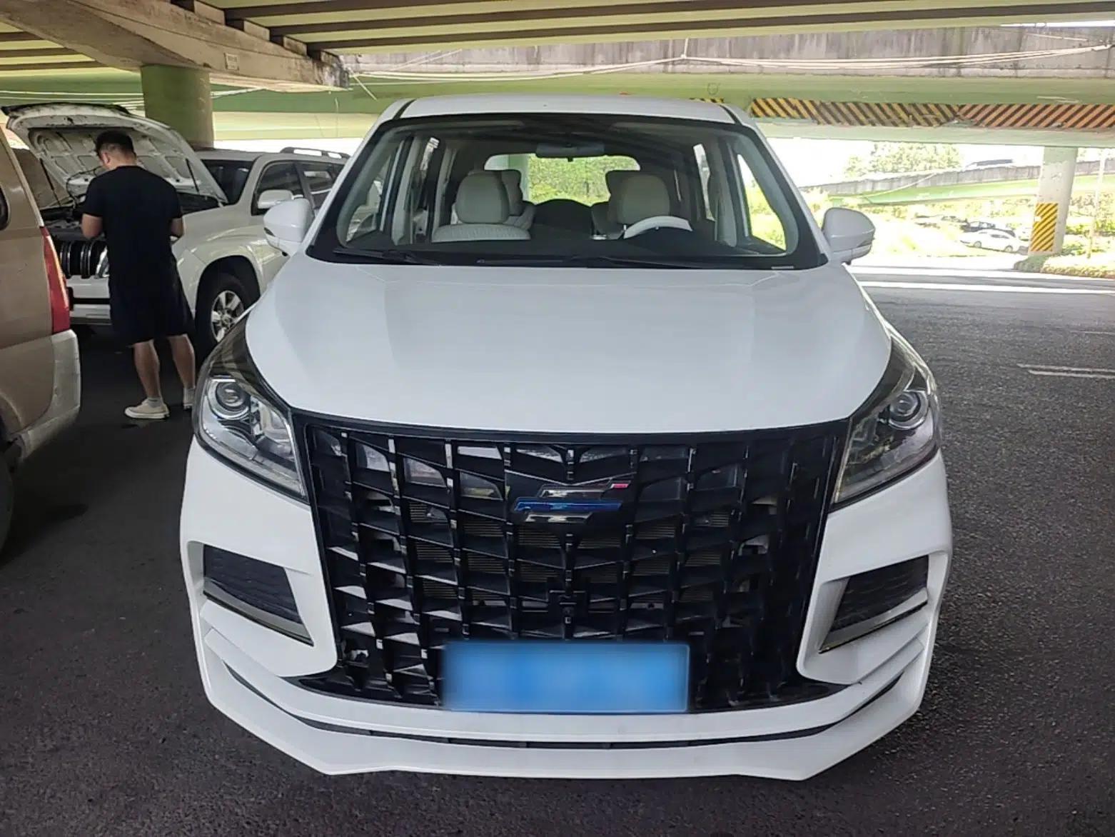 CHANGAN OSHAN Cosmos 2022 1.5T Automatic Business Model — миниатюра 2