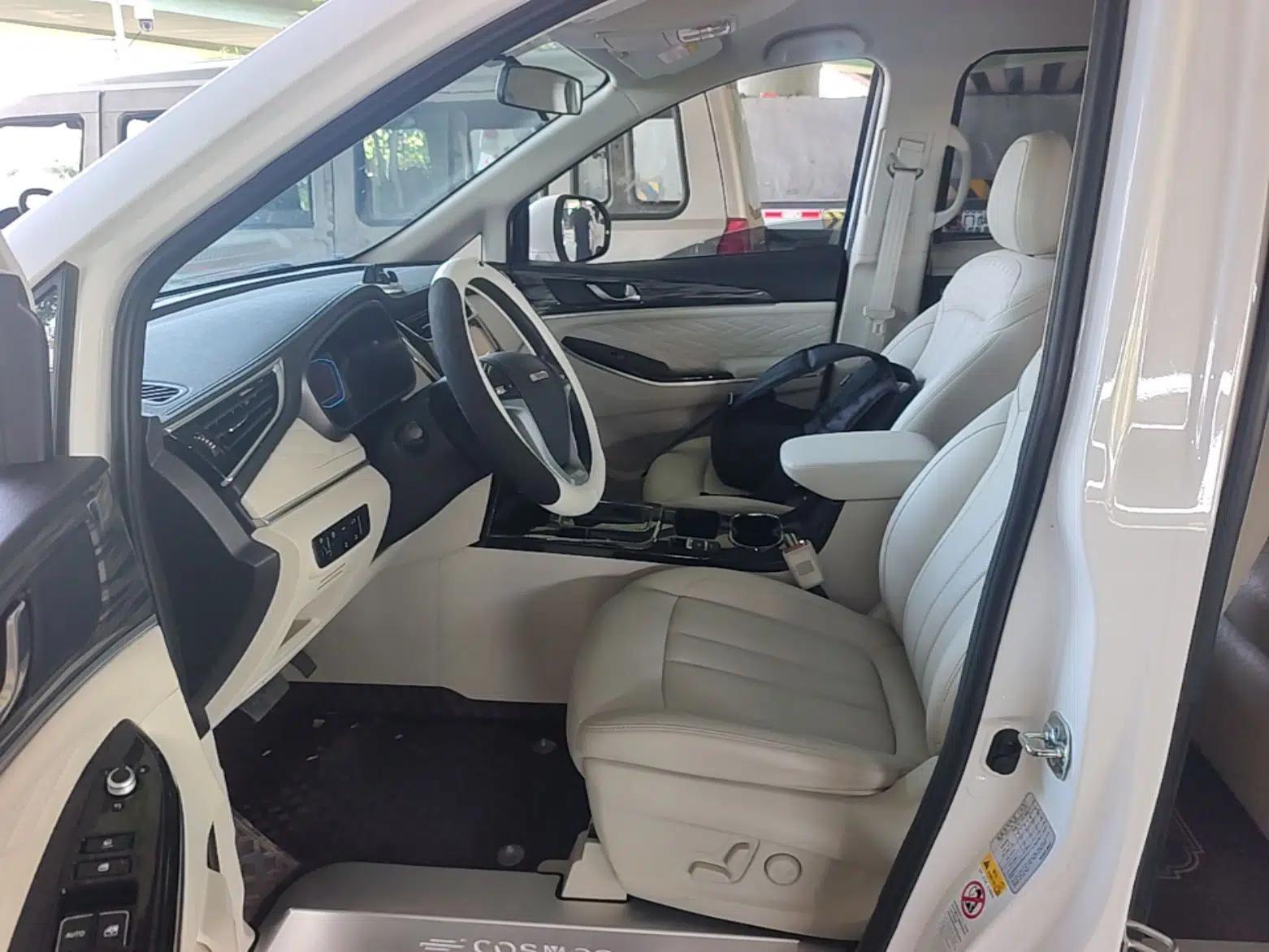 CHANGAN OSHAN Cosmos 2022 1.5T Automatic Business Model — миниатюра 17