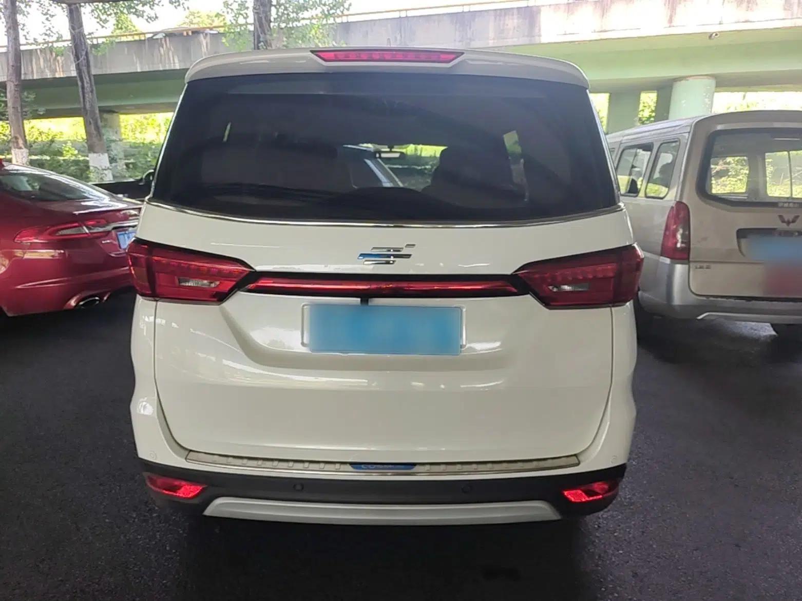 CHANGAN OSHAN Cosmos 2022 1.5T Automatic Business Model — миниатюра 5