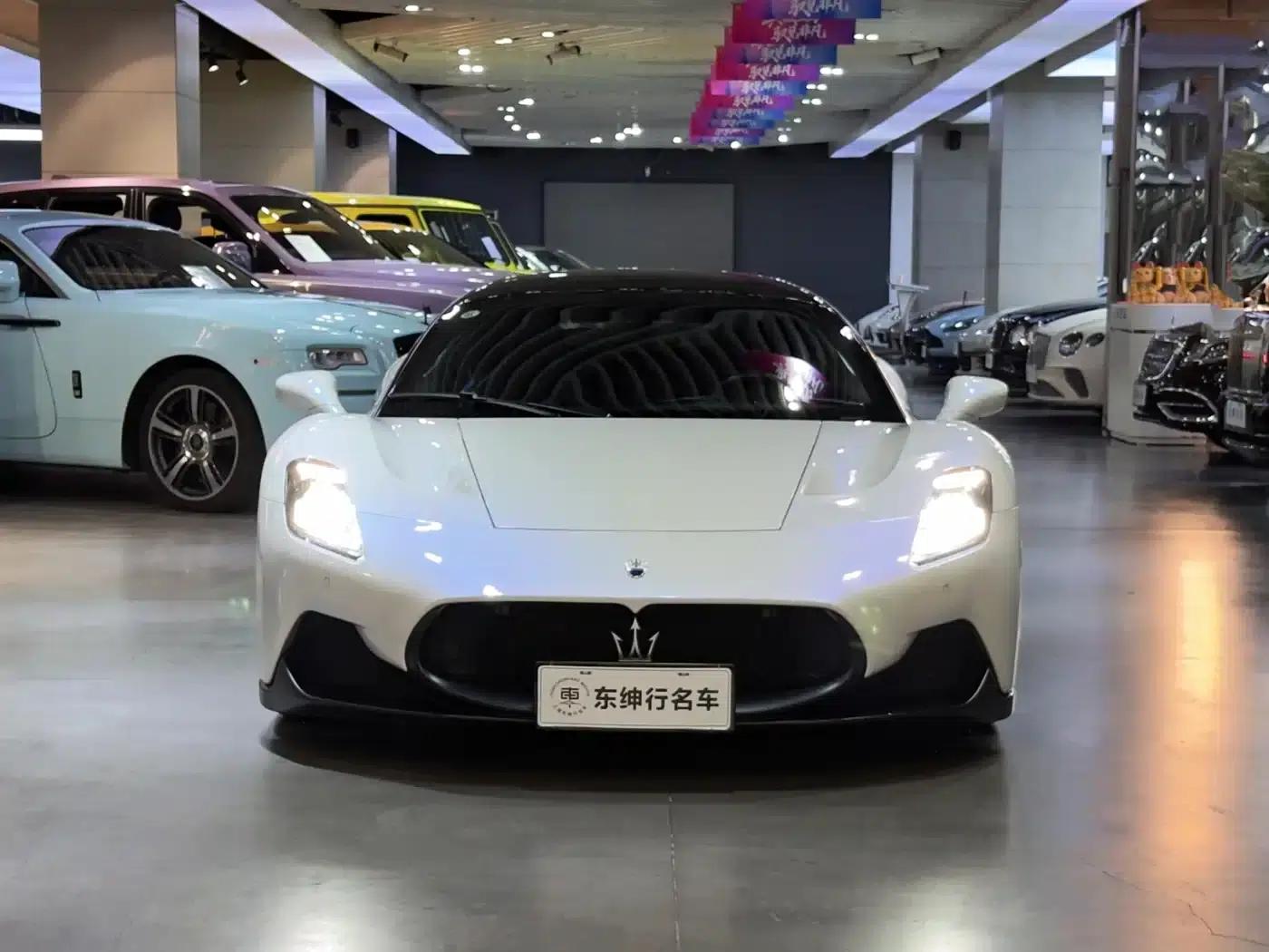 Maserati MC20 2023 3.0T Standard Edition — миниатюра 2