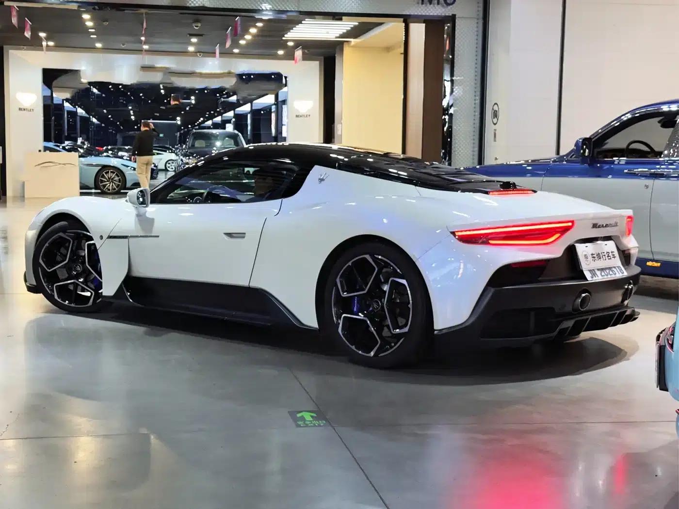 Maserati MC20 2023 3.0T Standard Edition — миниатюра 5