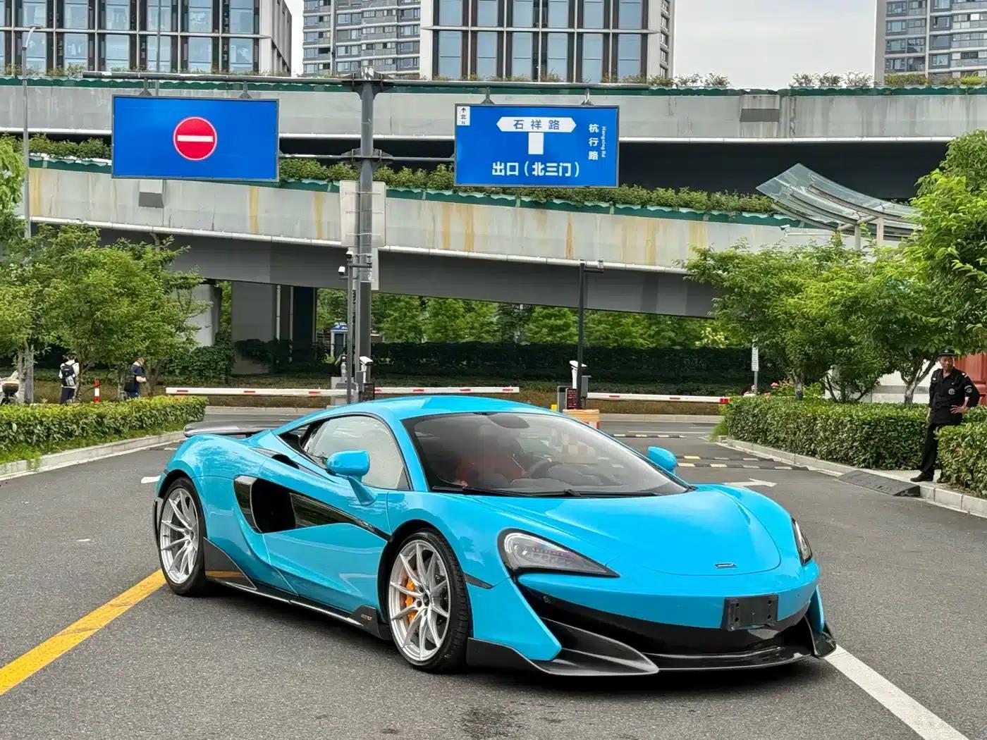 McLaren 600LT 2018 3.8T Coupe — миниатюра 2