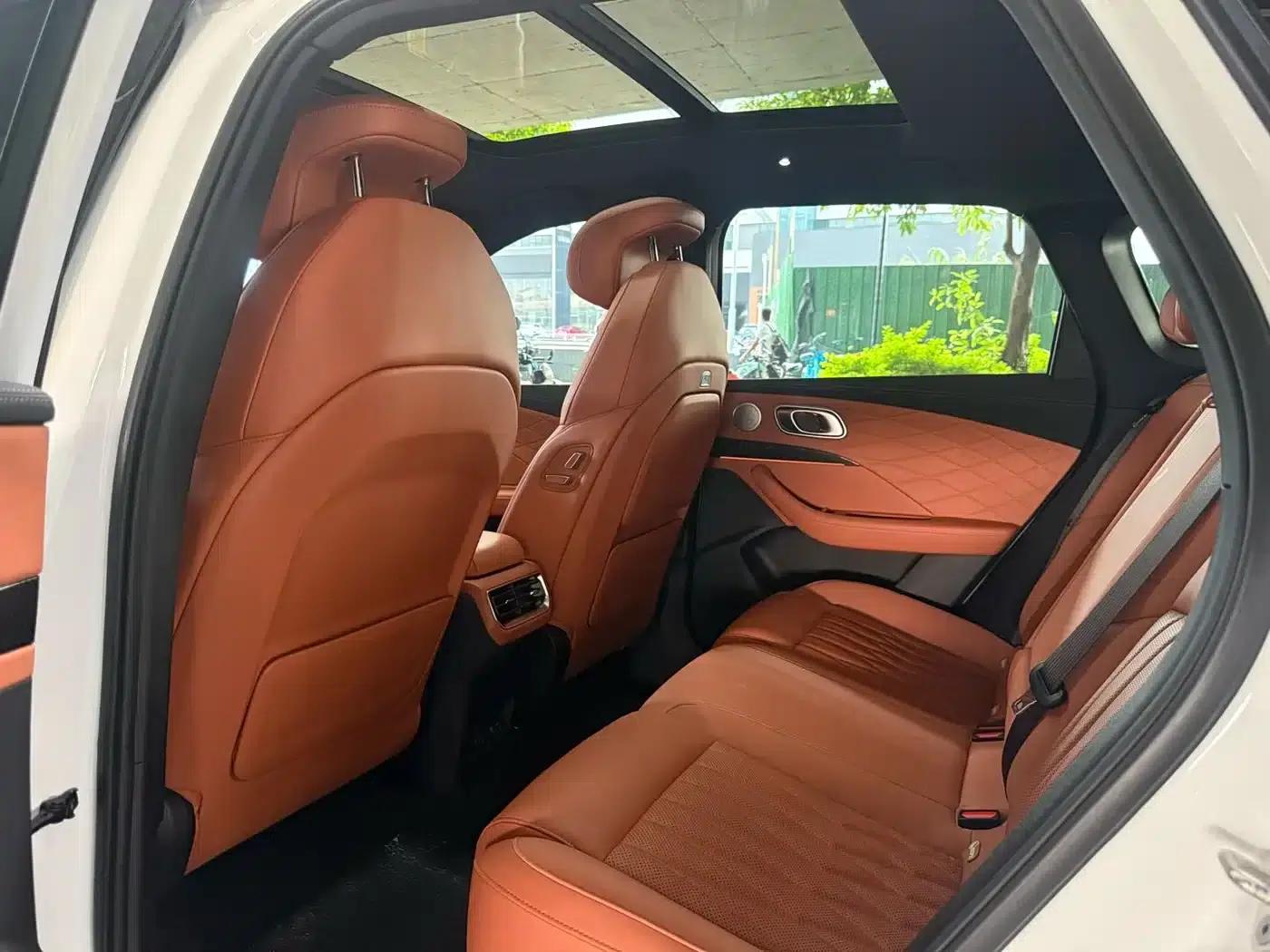 Nezha L 2024 Range Extender 310 Flash Charge Red Edition — миниатюра 14