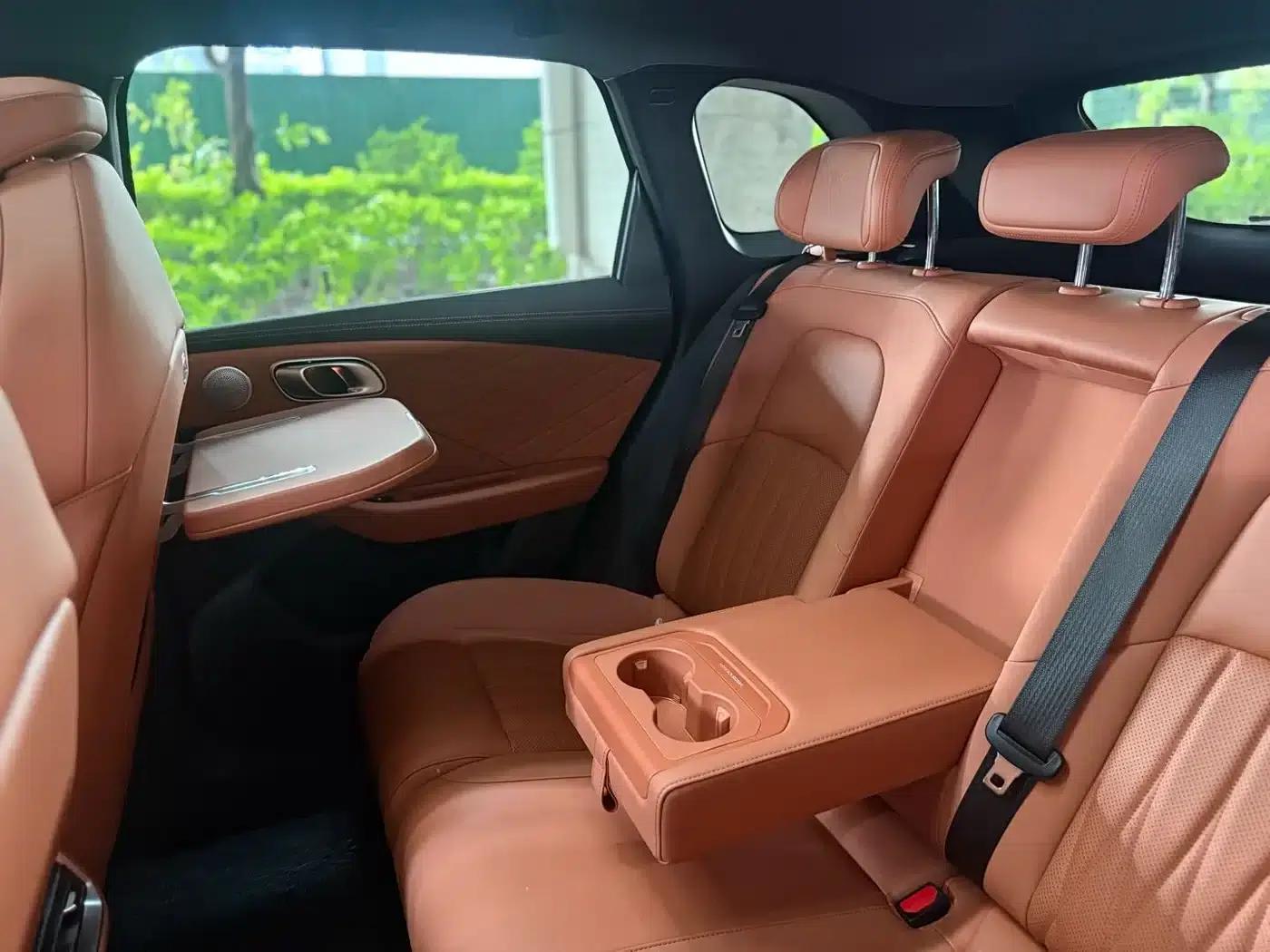 Nezha L 2024 Range Extender 310 Flash Charge Red Edition — миниатюра 15