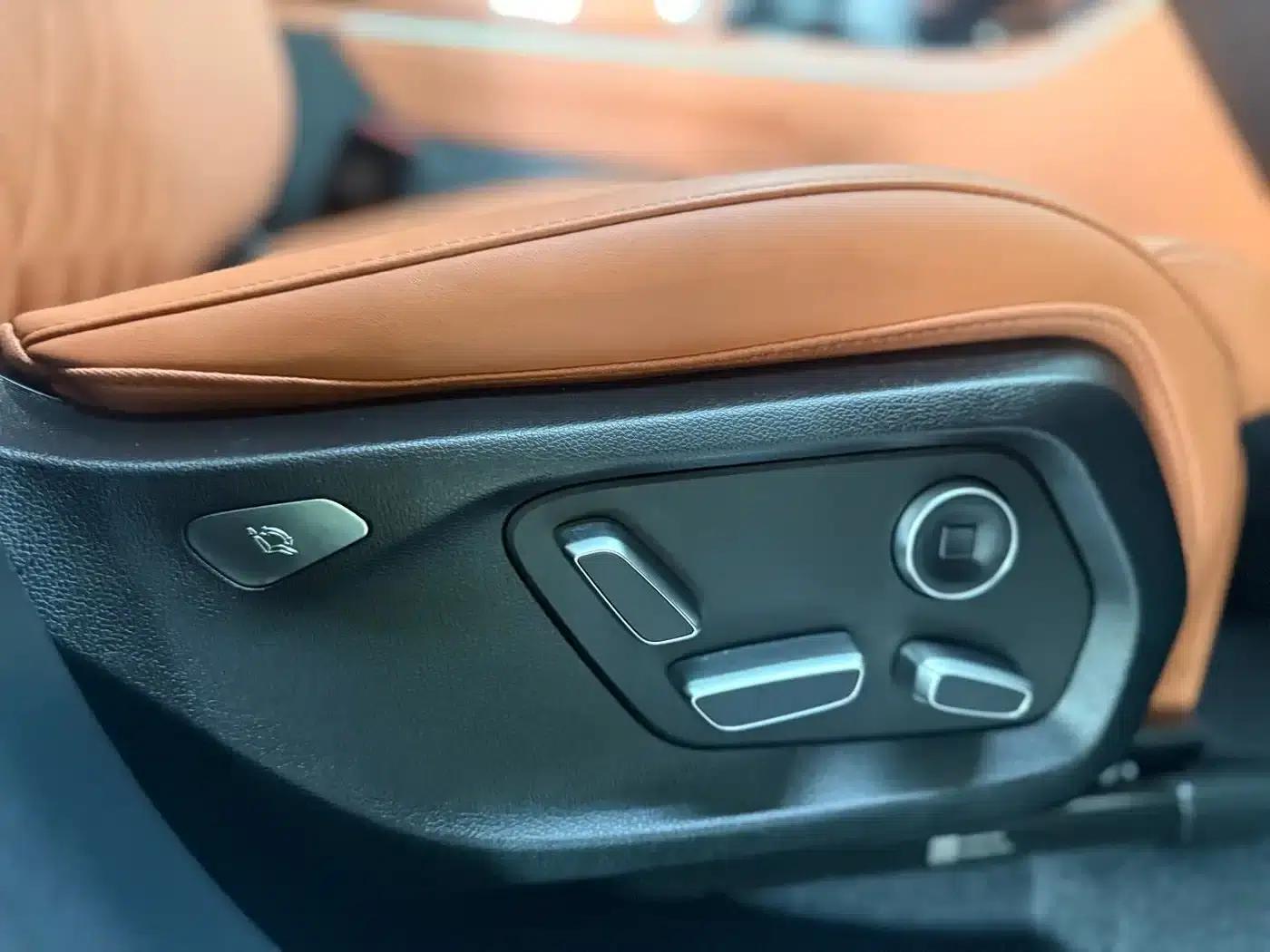 Nezha L 2024 Range Extender 310 Flash Charge Red Edition — миниатюра 19