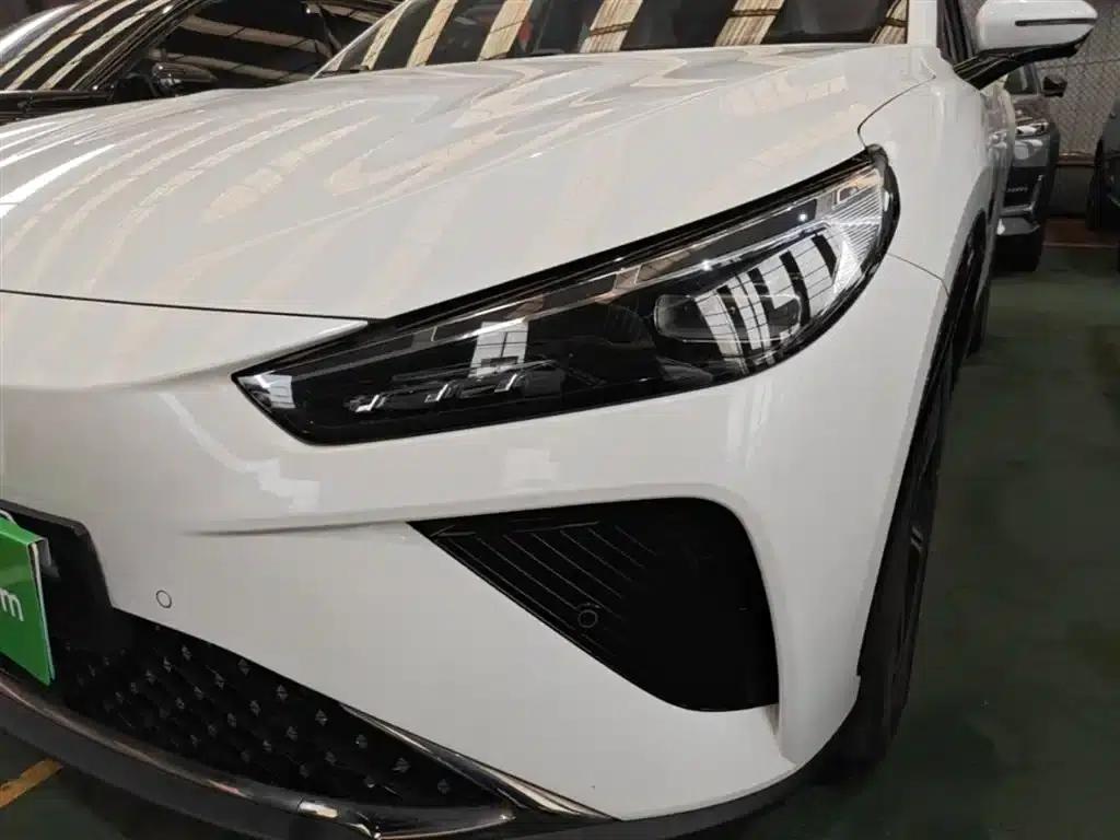 Nezha L 2024 Range Extended 310km Flash Charge Edition — миниатюра 23