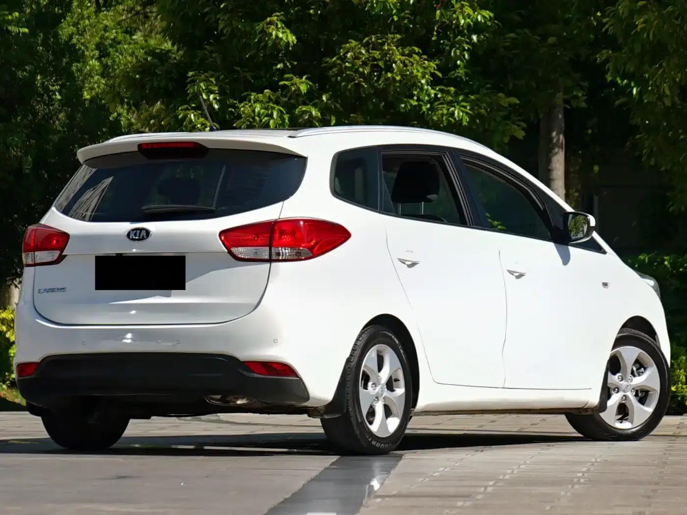 Carens 2013 2.0L 5-seater Automatic Standard Edition (National IV Emission Standard) — миниатюра 3