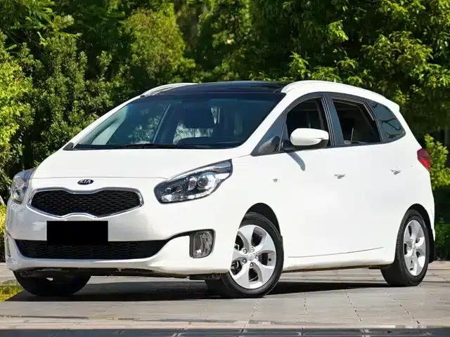 Carens 2013 2.0L 5-seater Automatic Standard Edition (National IV Emission Standard)