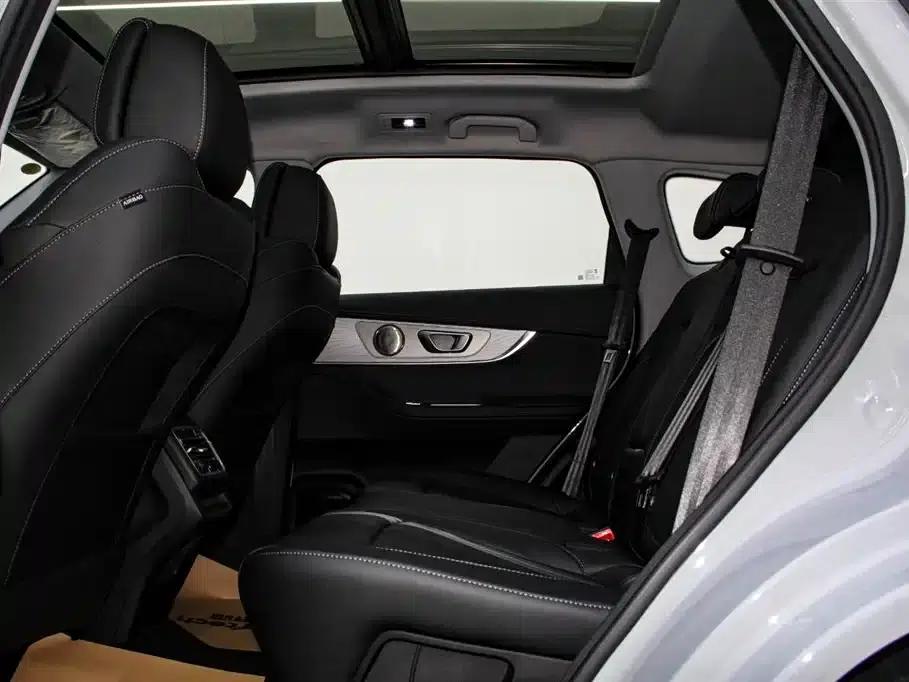 Chery Tiggo 8 PRO PHEV 2025 Champion Edition 1.5T 100km Premium Model — миниатюра 16