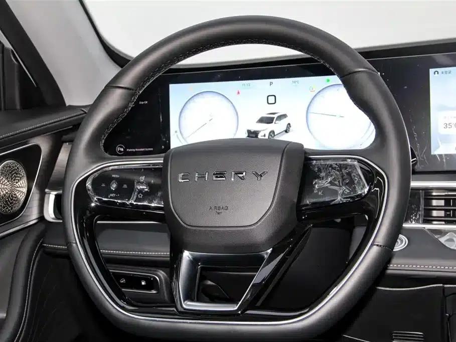 Chery Tiggo 8 PRO PHEV 2025 Champion Edition 1.5T 100km Premium Model — миниатюра 23