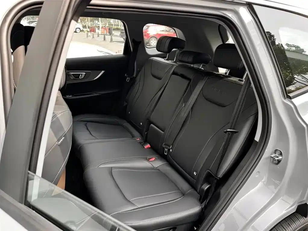 Chery Tiggo 8 PRO PHEV 2025 Champion Edition 1.5T 100km Premium Model — миниатюра 30