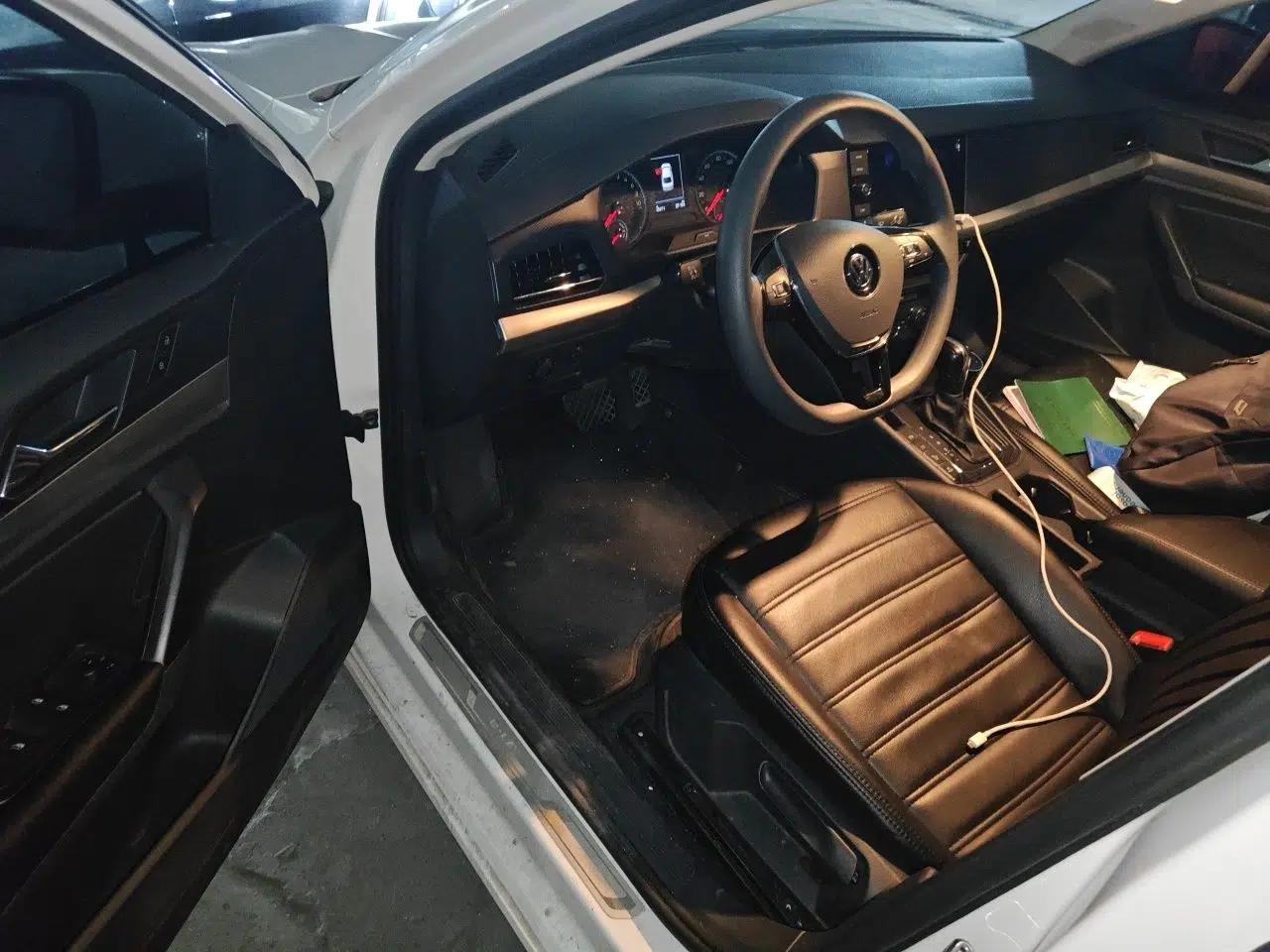 Volkswagen Lavida Pure Electric 2019 Enjoyment Edition — миниатюра 19
