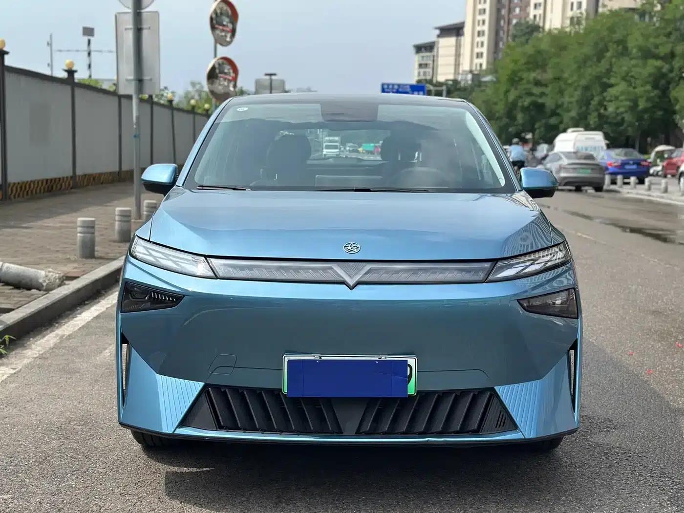 Venucia VX6 2024 520 Executive Edition — миниатюра 2