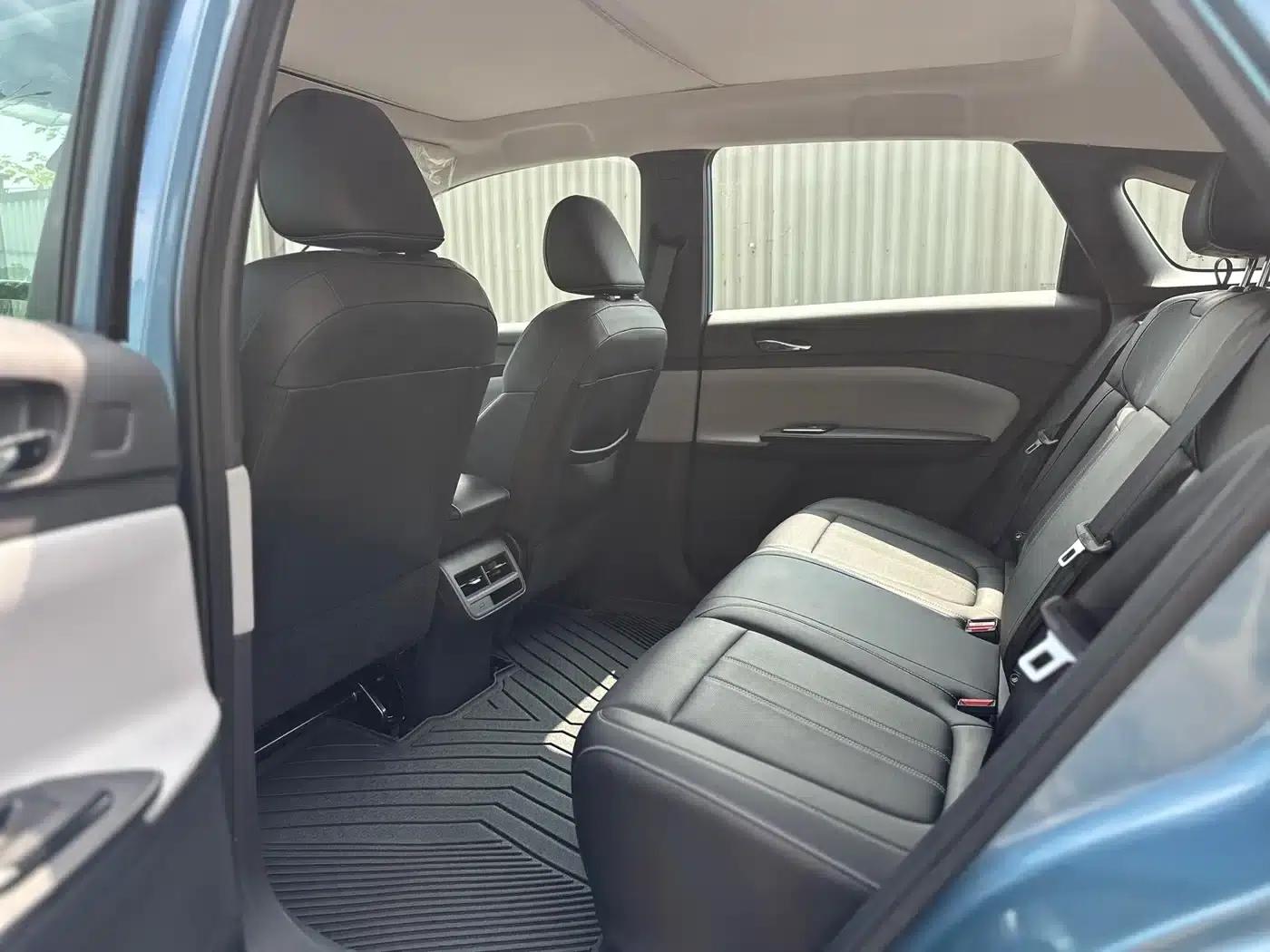 Venucia VX6 2024 520 Executive Edition — миниатюра 9