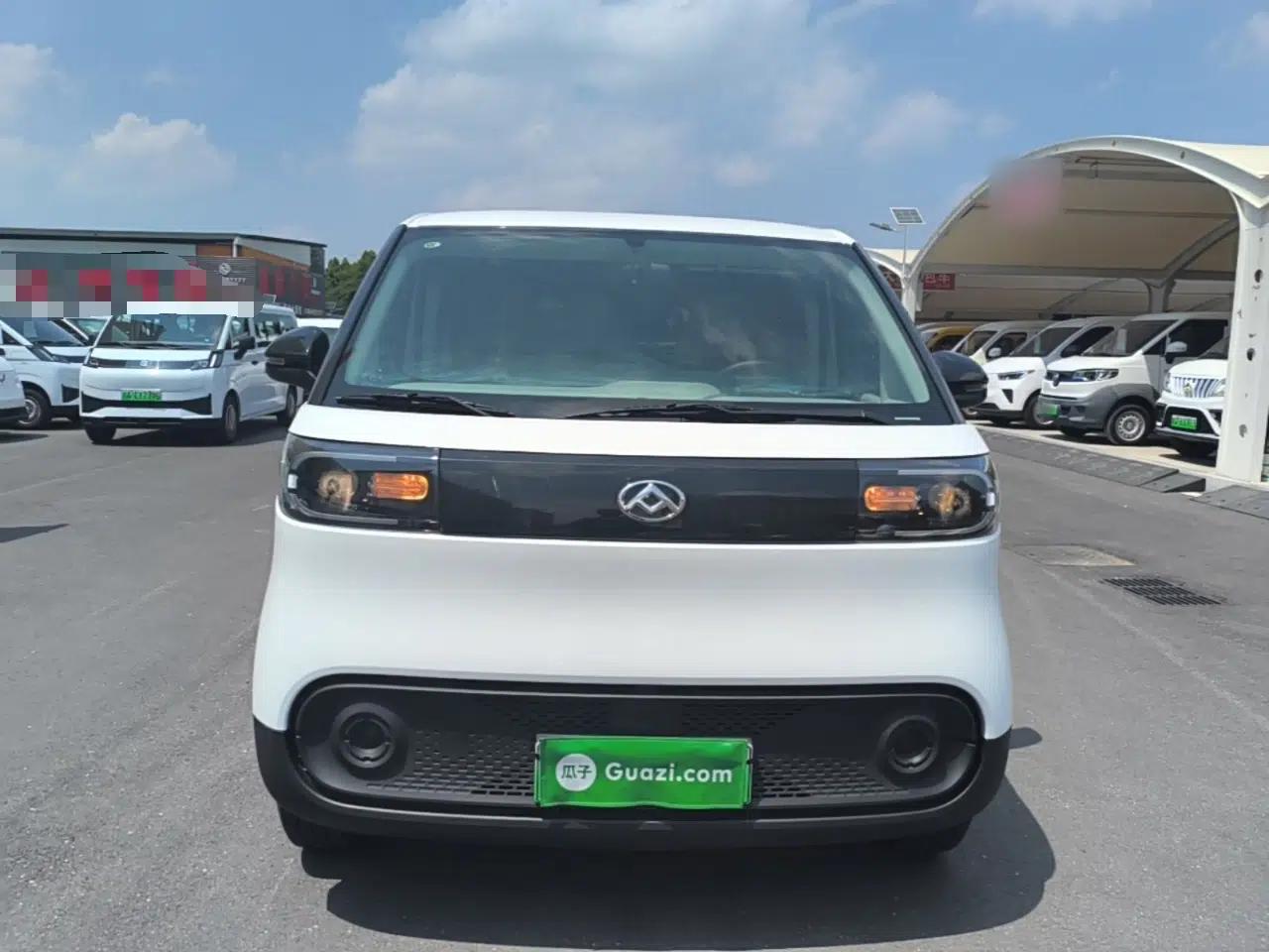 SAIC MAXUS Dana V1 2025 V1 Short Wheelbase Low-Roof Multi-Function Version (42 kWh) — миниатюра 2