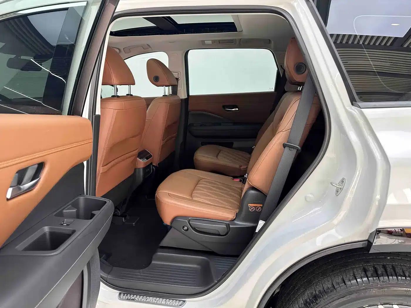 2024 Volkswagen Land Cruiser 380VC-TURBO 4WD Supreme Edition (6-seater) — миниатюра 9