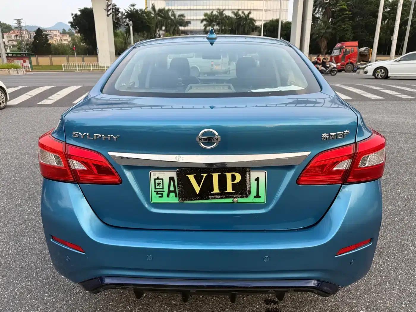 Nissan Sylphy EV 2018 Smart Edition — миниатюра 6