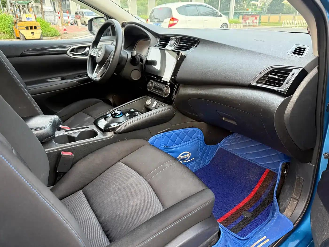 Nissan Sylphy EV 2018 Smart Edition — миниатюра 9