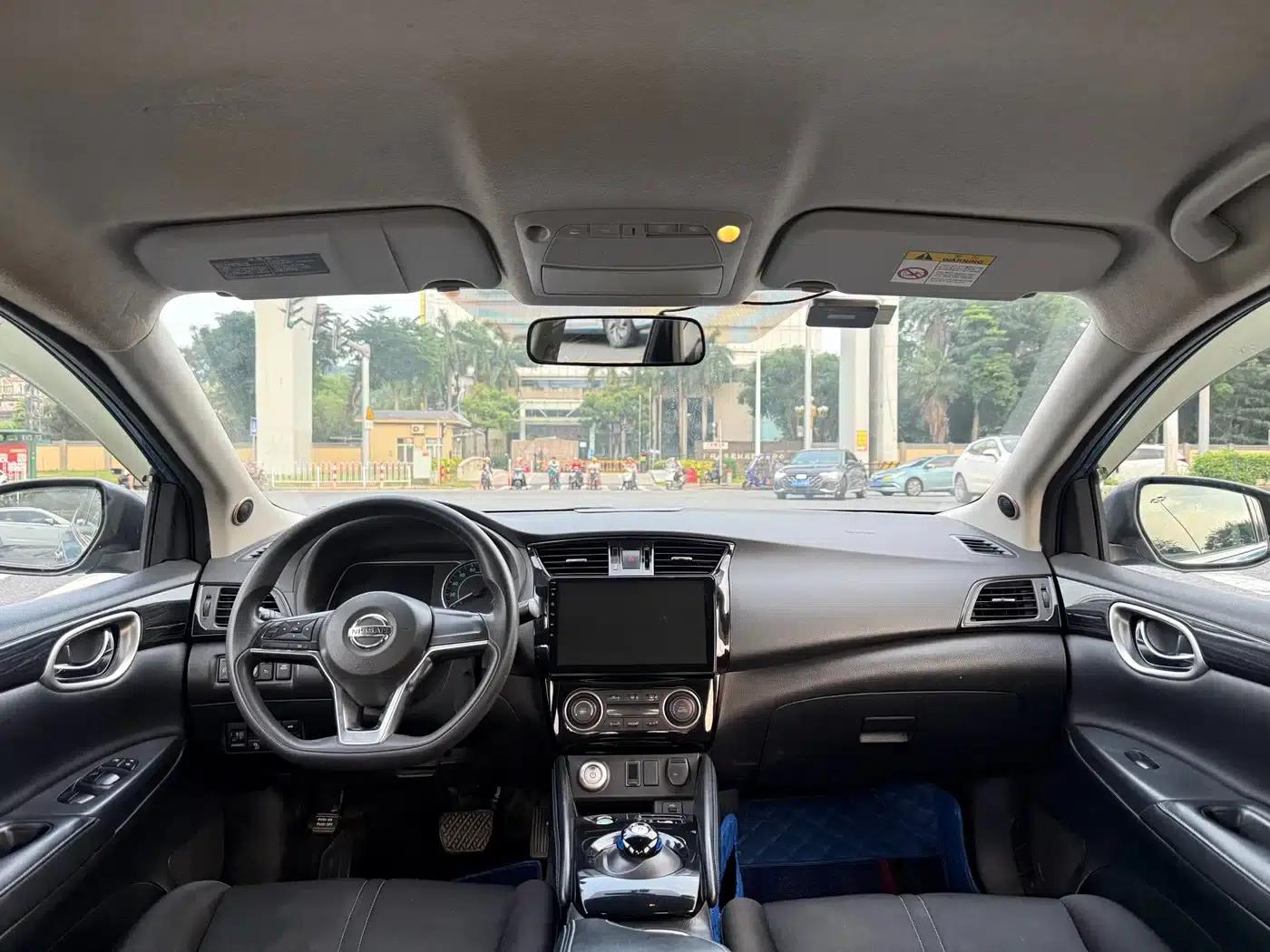 Nissan Sylphy EV 2018 Smart Edition — миниатюра 10