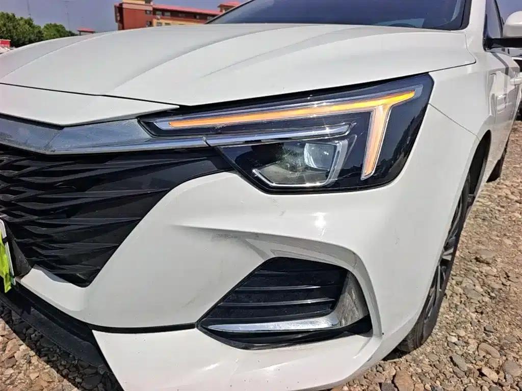 Roewe i6 MAX New Energy 2022 EV 500 Panoramic Sunroof Premium Edition — миниатюра 24