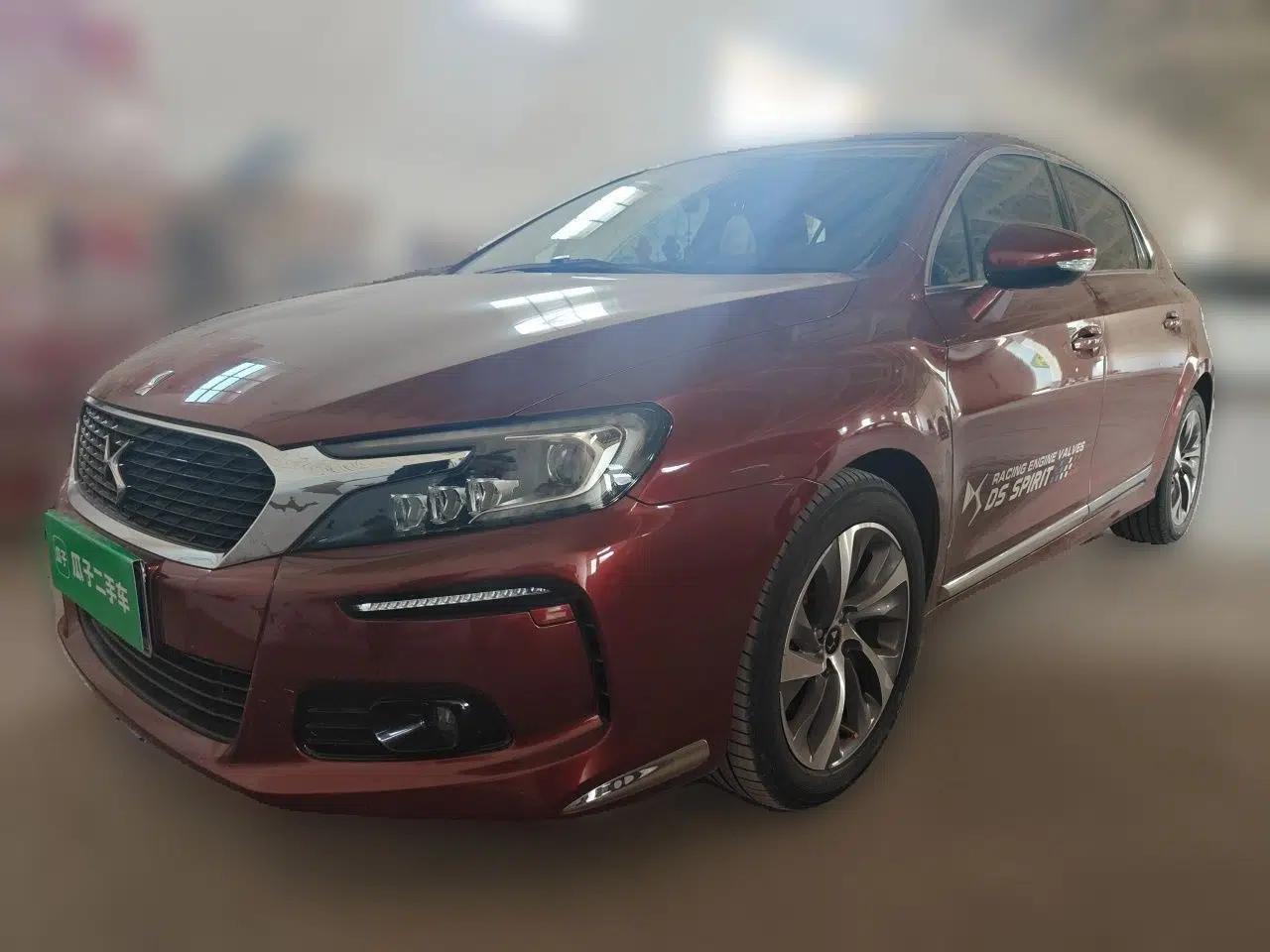 DS 4S 2018 30THP Dynamic Edition — миниатюра 1