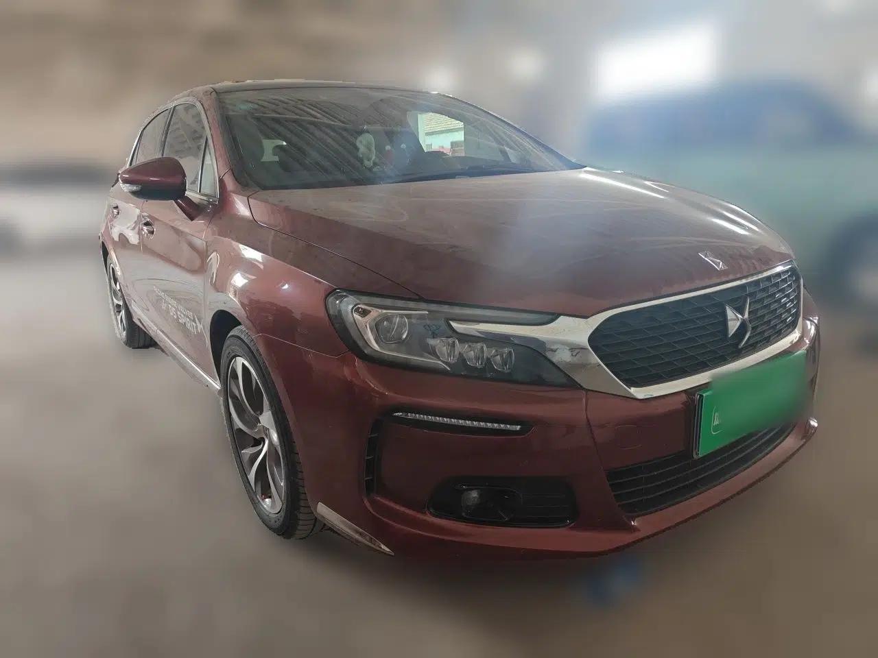 DS 4S 2018 30THP Dynamic Edition — миниатюра 3