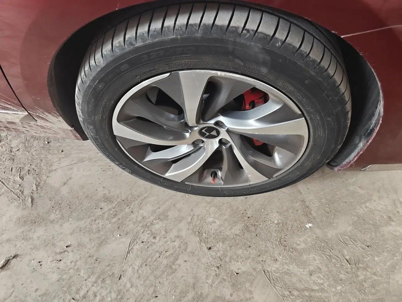 DS 4S 2018 30THP Dynamic Edition — миниатюра 8