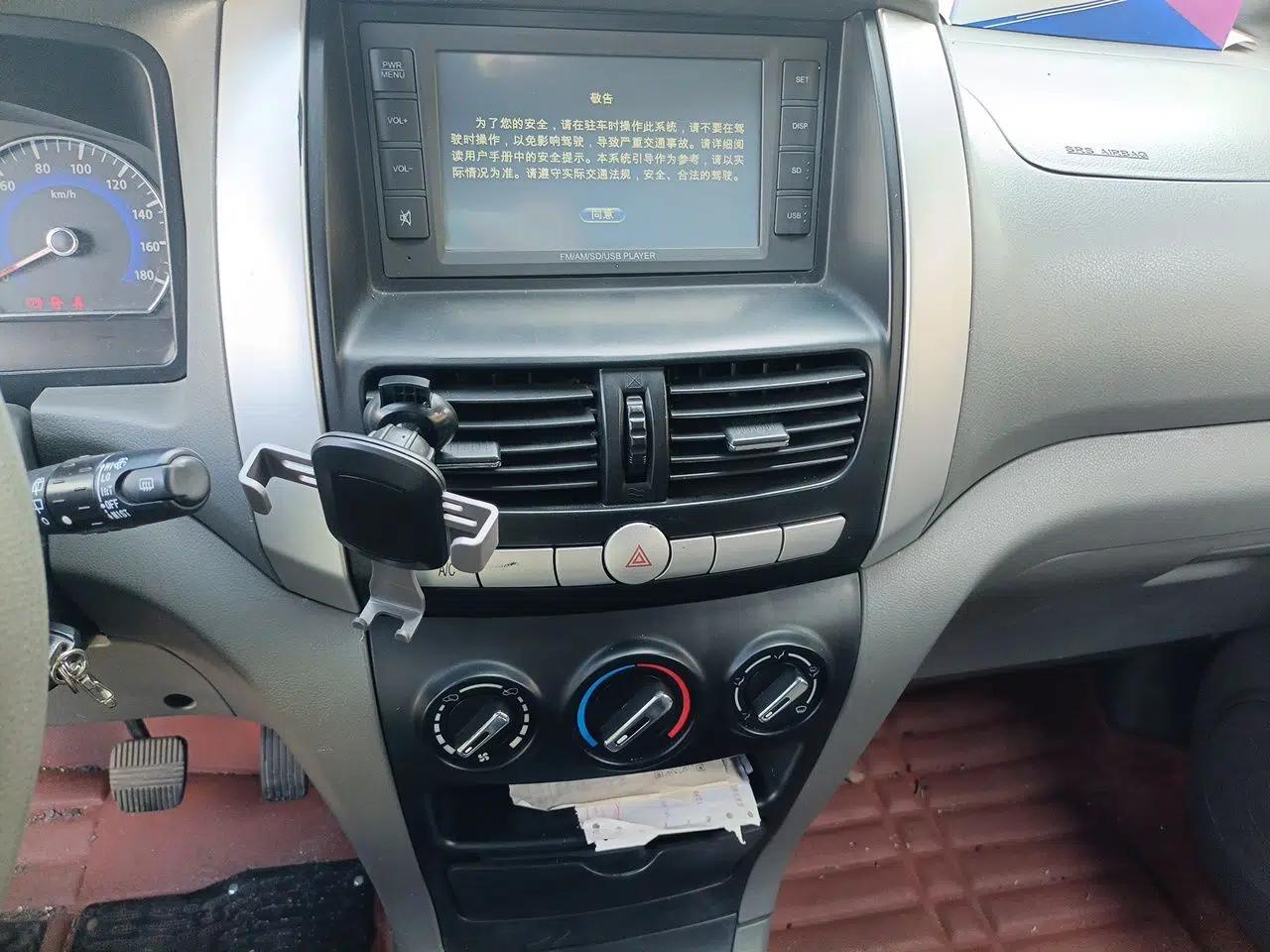 Dongfeng Shuaike 2014 1.6L Manual Luxury 7-Seater China V Standard — миниатюра 13