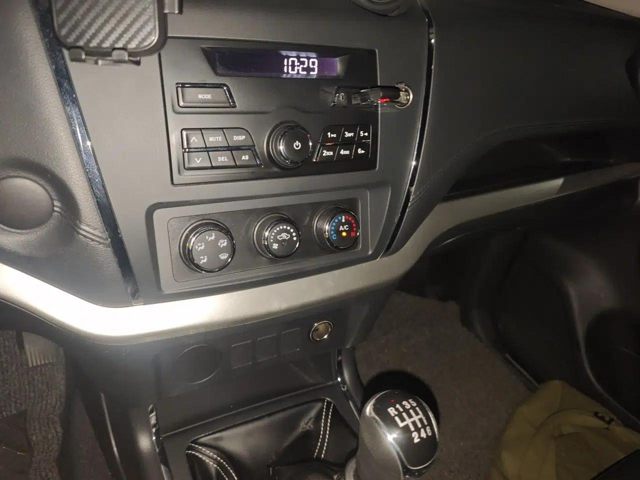 Dongfeng Ruichi 6 2020 2.3T Urban Edition Manual Diesel Two-Wheel-Drive Standard M9T — миниатюра 13