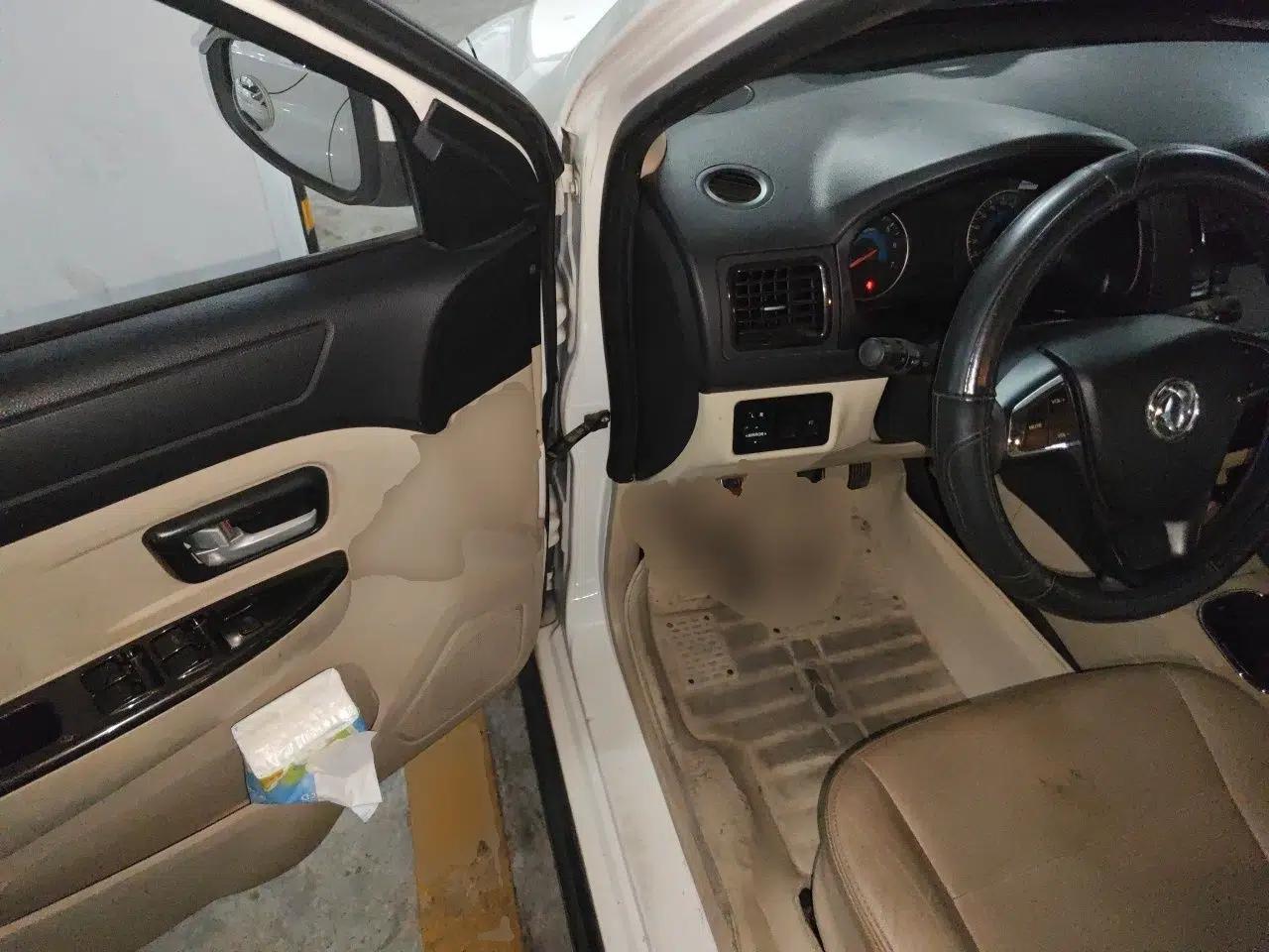 Dongfeng Fengon 360 2015 1.5L Manual Comfort II 7-Seater — миниатюра 16