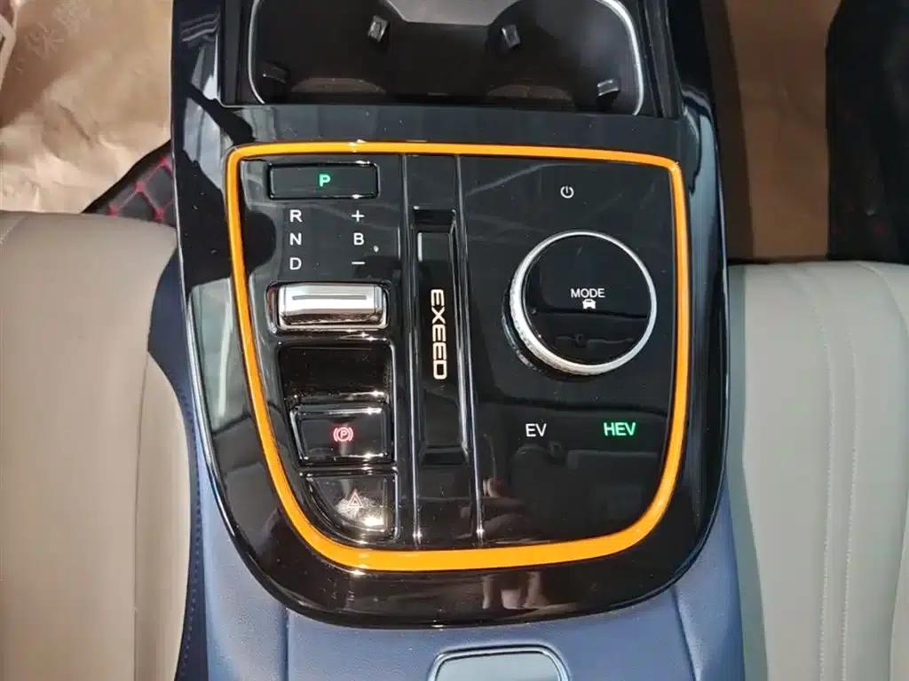 Exeed C-DM 2024 C-DM 1.5TCI 105KM Premium Edition — миниатюра 14