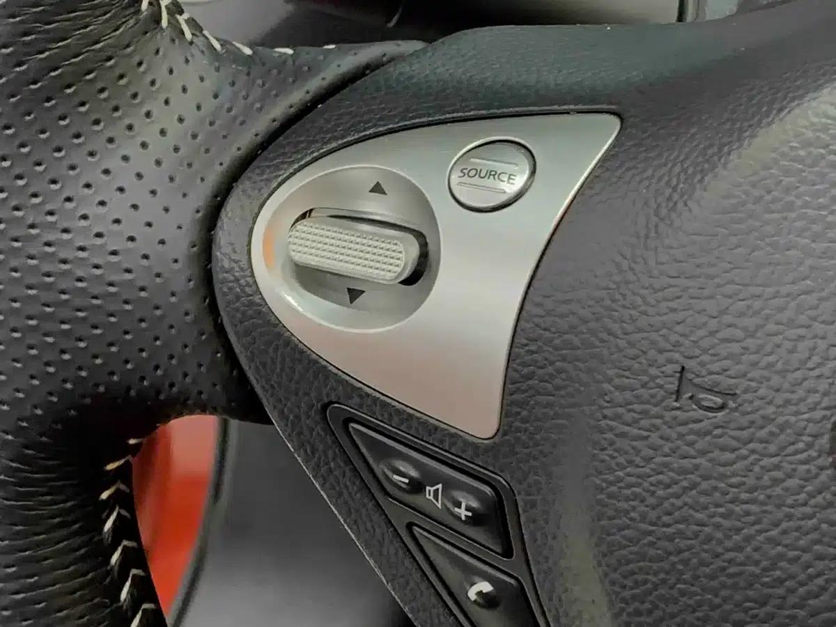 Infiniti ESQ 2014 1.6L Sporty Edition — миниатюра 21