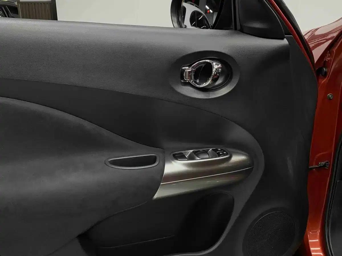 Infiniti ESQ 2014 1.6L Sporty Edition — миниатюра 22