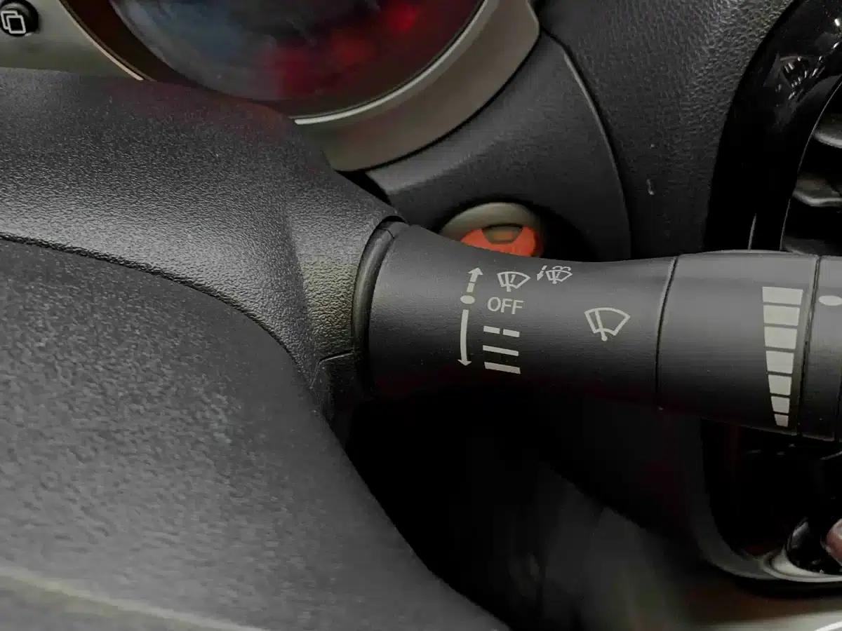 Infiniti ESQ 2014 1.6L Sporty Edition — миниатюра 24