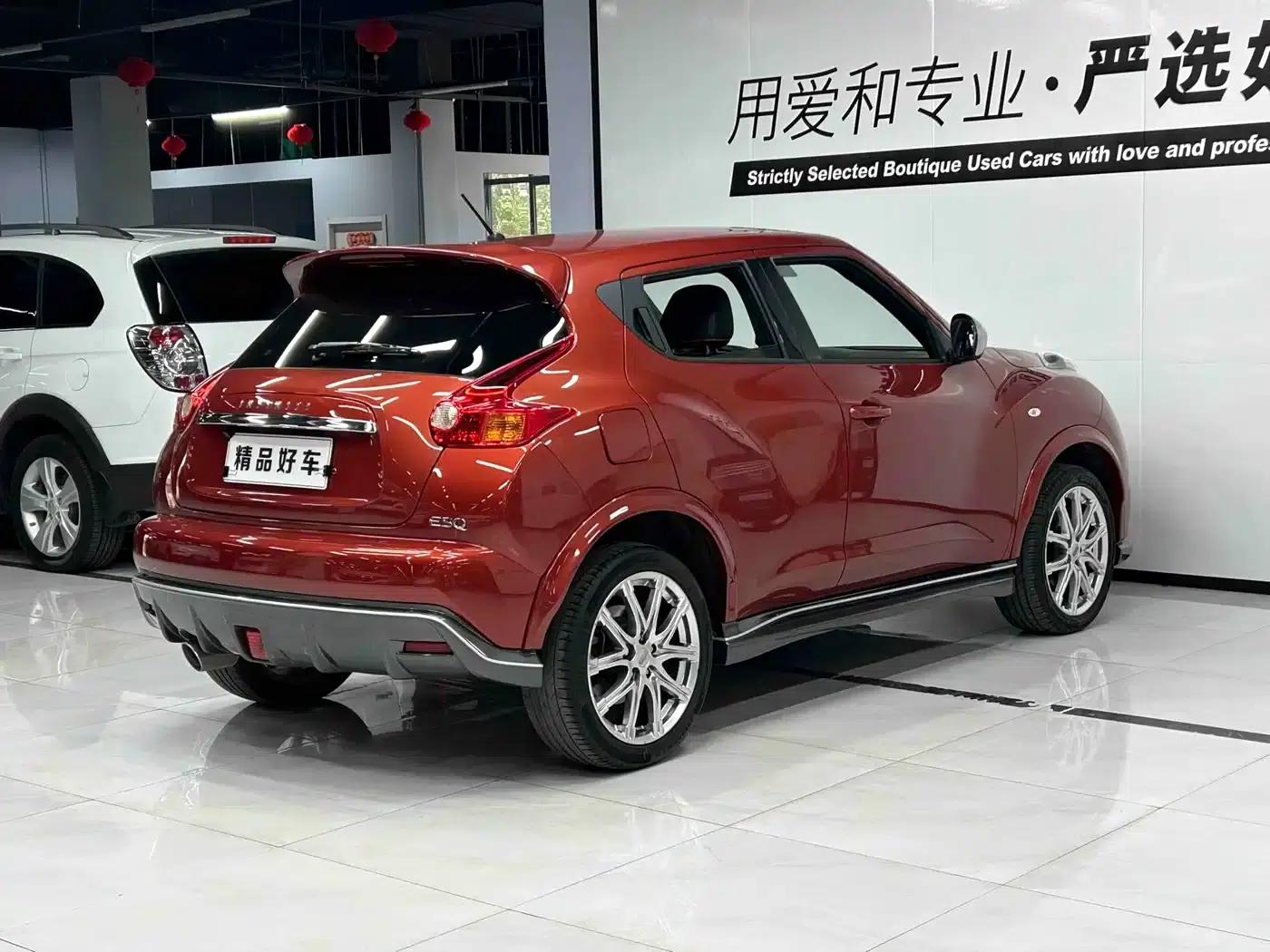 Infiniti ESQ 2014 1.6L Sporty Edition — миниатюра 6