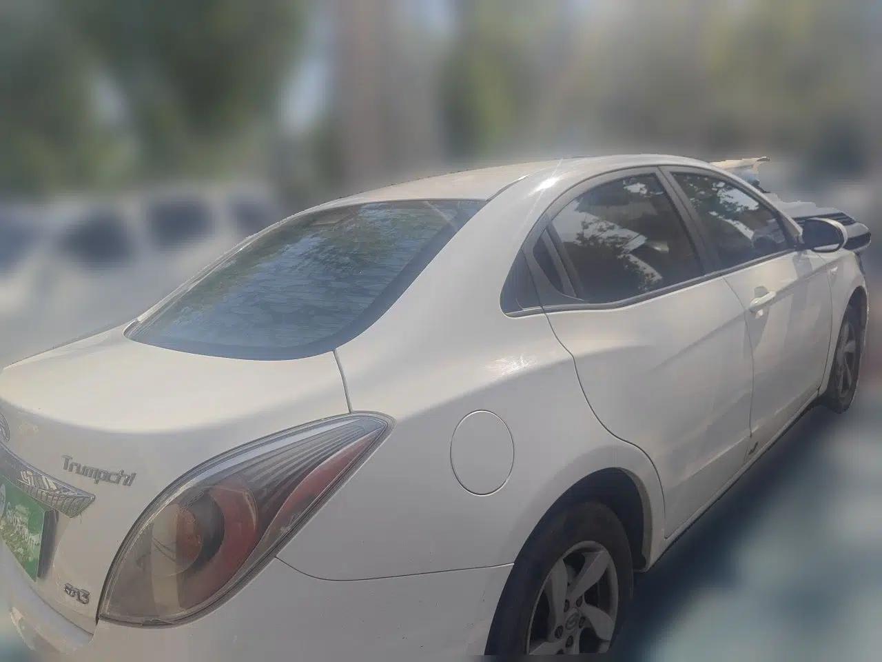 GAC Trumpchi GA3 2013 1.6L Manual Elite Edition — миниатюра 6